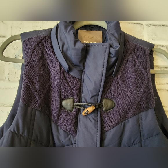 Maurices Navy Blue Vest w/Navy Knit Detailing and Brown Toggle Buttons. Size L - Picture 3 of 8